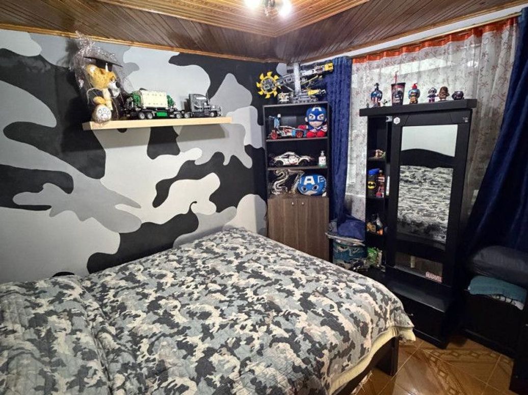 Casa de 3 alcobas en venta en La Ronda, Bogotá, 240 m² · foto 11 de 14