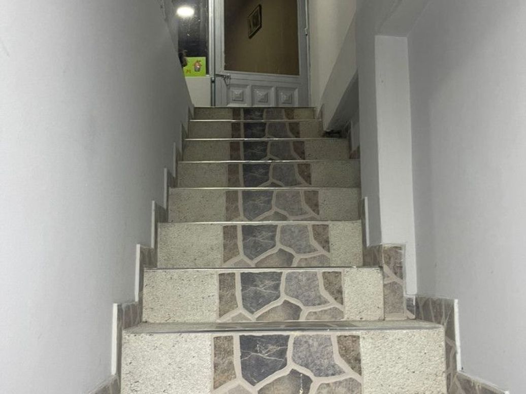 Casa de 3 alcobas en venta en La Ronda, Bogotá, 240 m² · foto 2 de 14