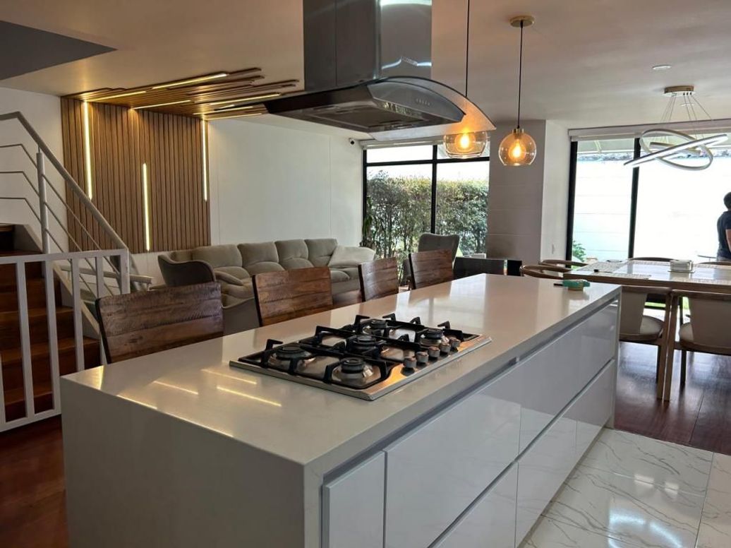 Casa de 4 alcobas en venta en A.S.D., Bogotá, 220 m² · foto 6 de 20