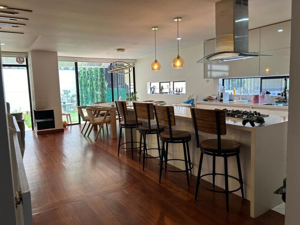 Casa de 4 alcobas en venta en A.S.D., Bogotá, 220 m² · foto 5 de 20