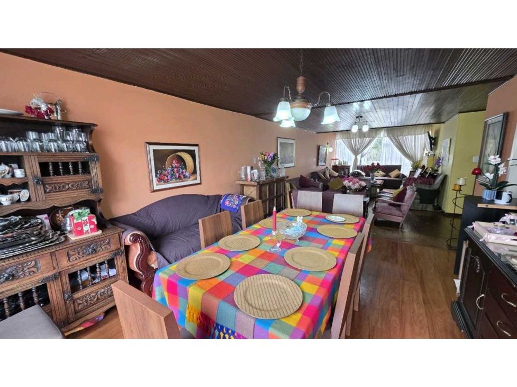 Casa de 3 alcobas en venta en Pontevedra, Bogotá, 407 m² · foto 6 de 20