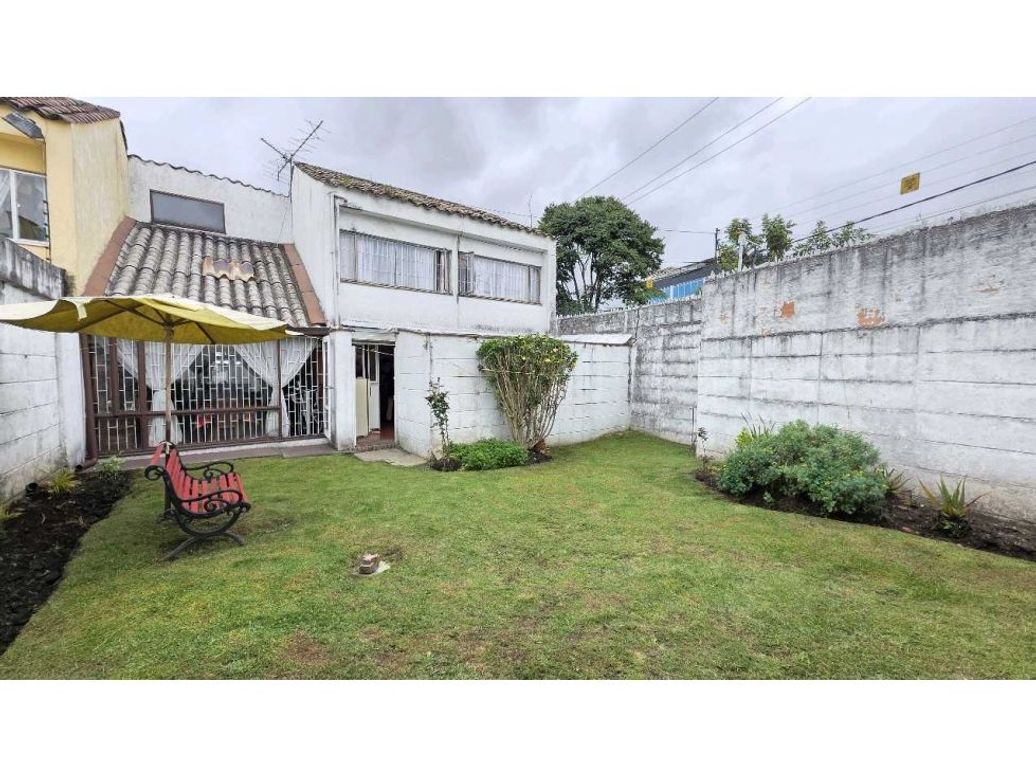 Casa de 3 alcobas en venta en Pontevedra, Bogotá, 407 m² · foto 12 de 20