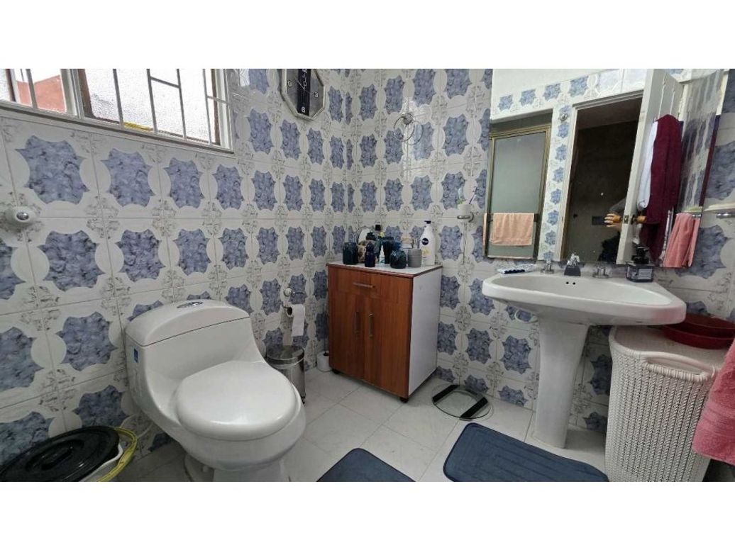 Casa de 3 alcobas en venta en Pontevedra, Bogotá, 407 m² · foto 17 de 20