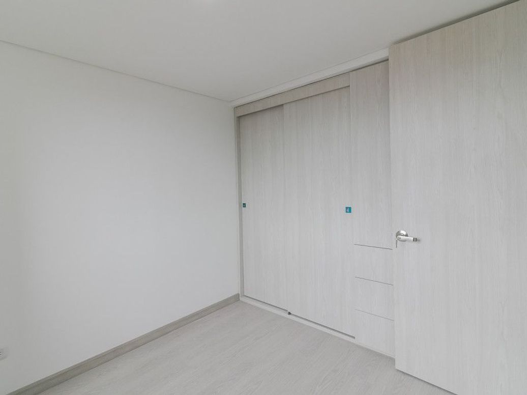 Apartamento de 2 alcobas en venta en Las Nieves, Bogotá, 36 m² · foto 9 de 19