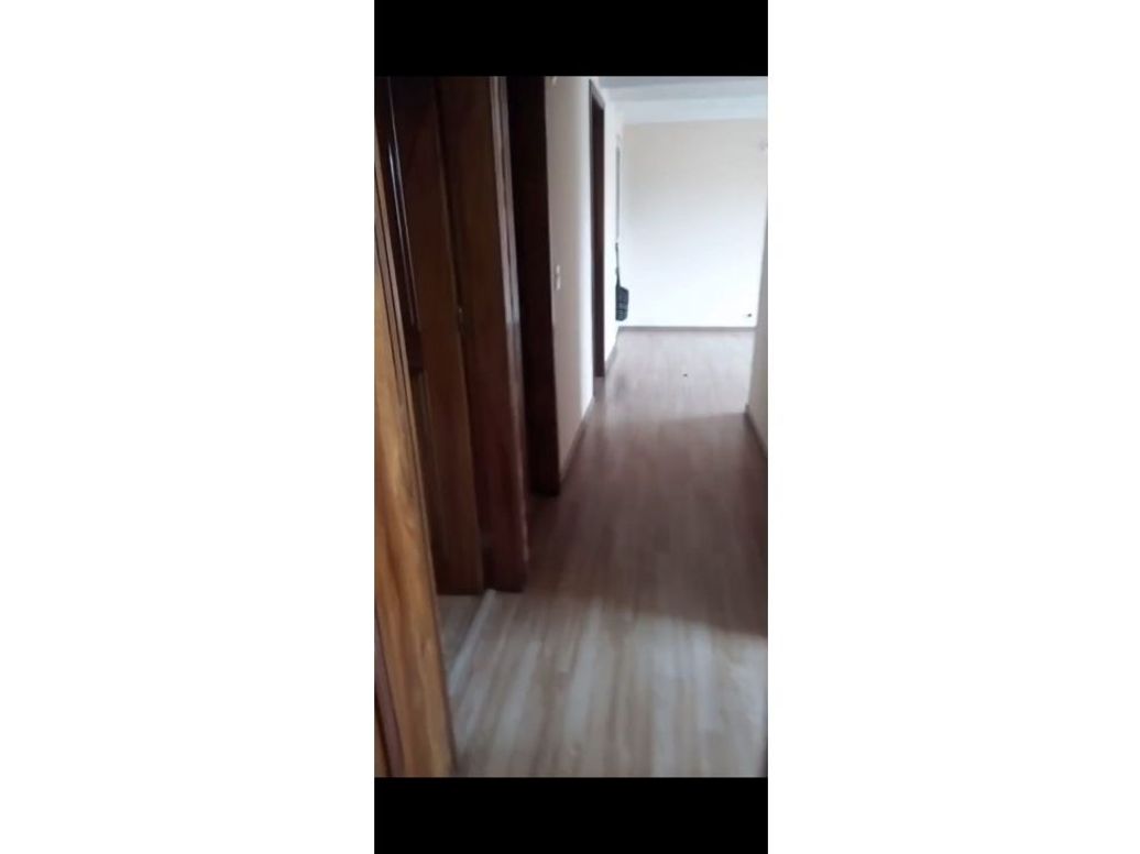Apartamento de 3 alcobas en venta en Puente Aranda, Bogotá, 70 m² · foto 3 de 8