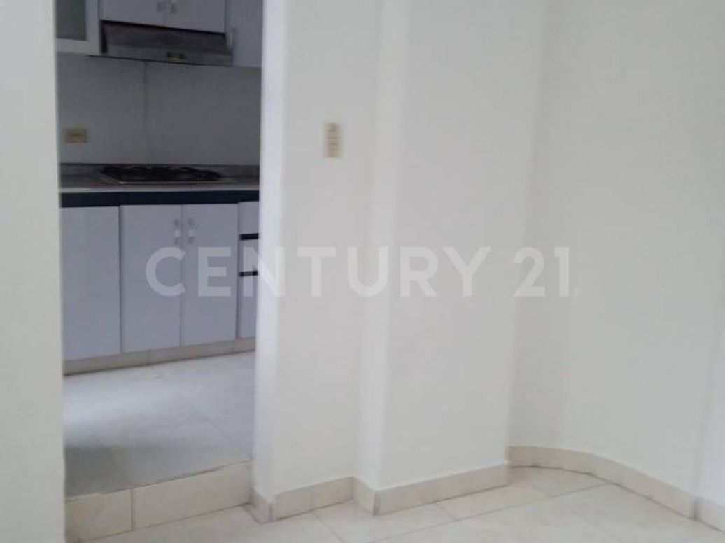 Apartamento de 1 alcoba en venta en La Favorita, Bogotá, 54 m² · foto 6 de 15