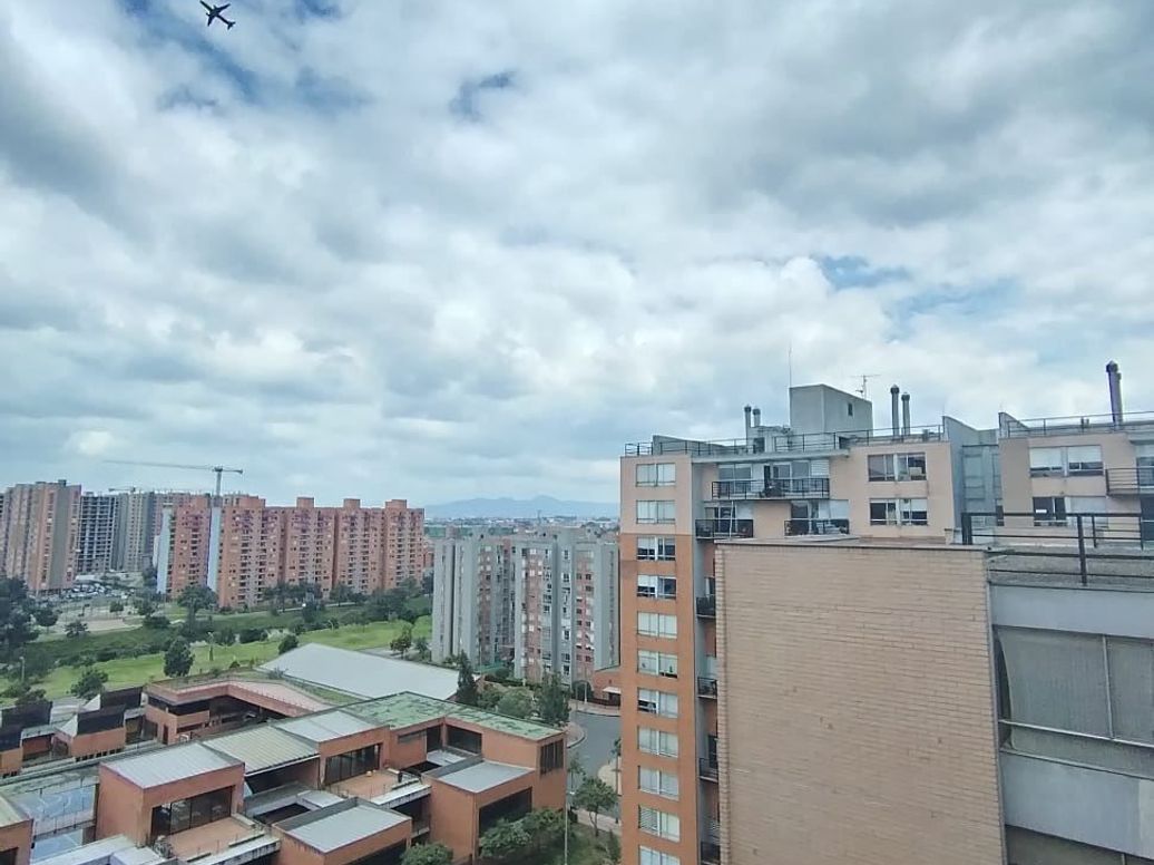 Apartamento de 3 alcobas en venta en La Felicidad, Bogotá, 71 m² · foto 5 de 20