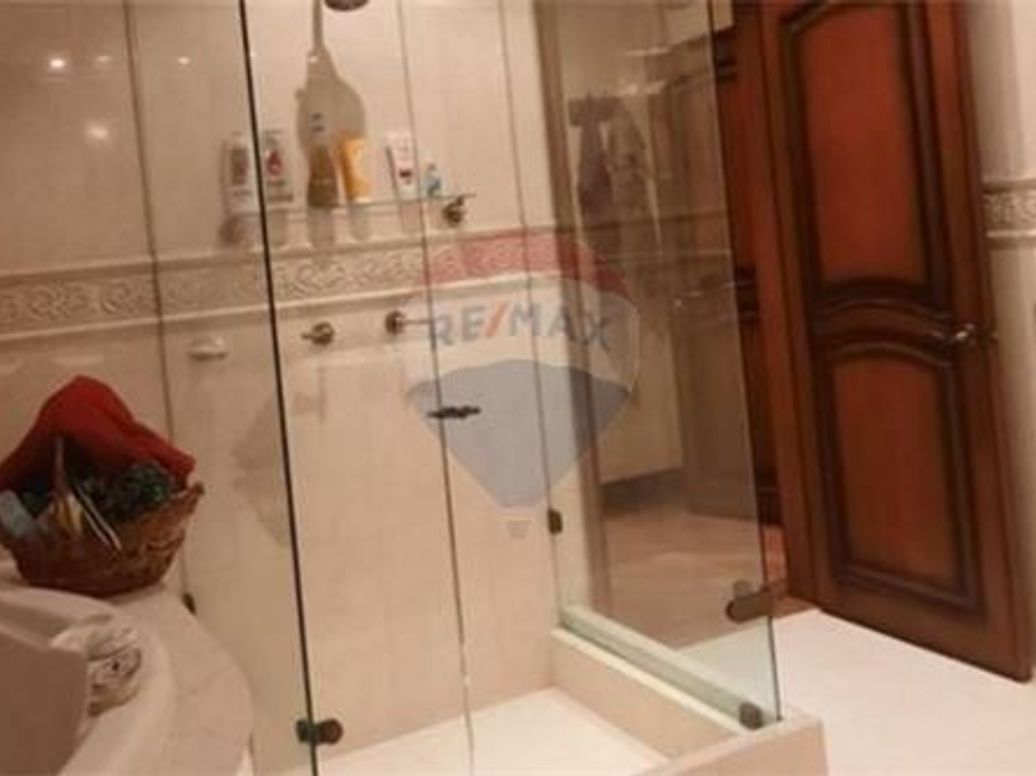 Casa de 6 alcobas en venta en Santa Ana Occidental, Bogotá, 540 m² · foto 5 de 13