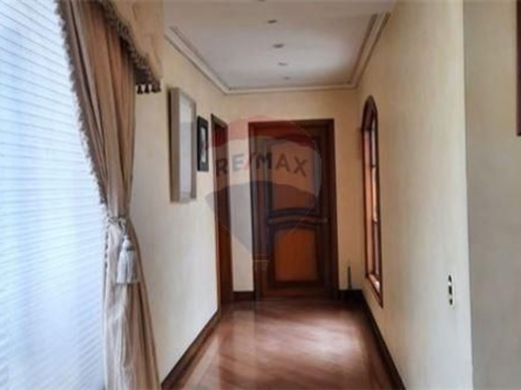 Casa de 6 alcobas en venta en Santa Ana Occidental, Bogotá, 540 m² · foto 6 de 13