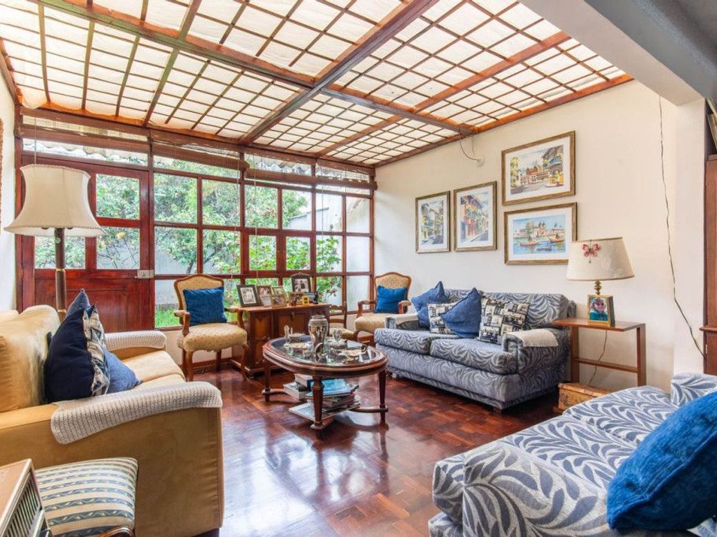 Casa de 3 alcobas en venta en Las Margaritas, Bogotá, 216 m² · foto 2 de 19