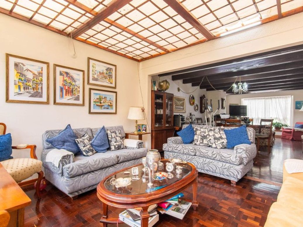 Casa de 3 alcobas en venta en Las Margaritas, Bogotá, 216 m² · foto 3 de 19