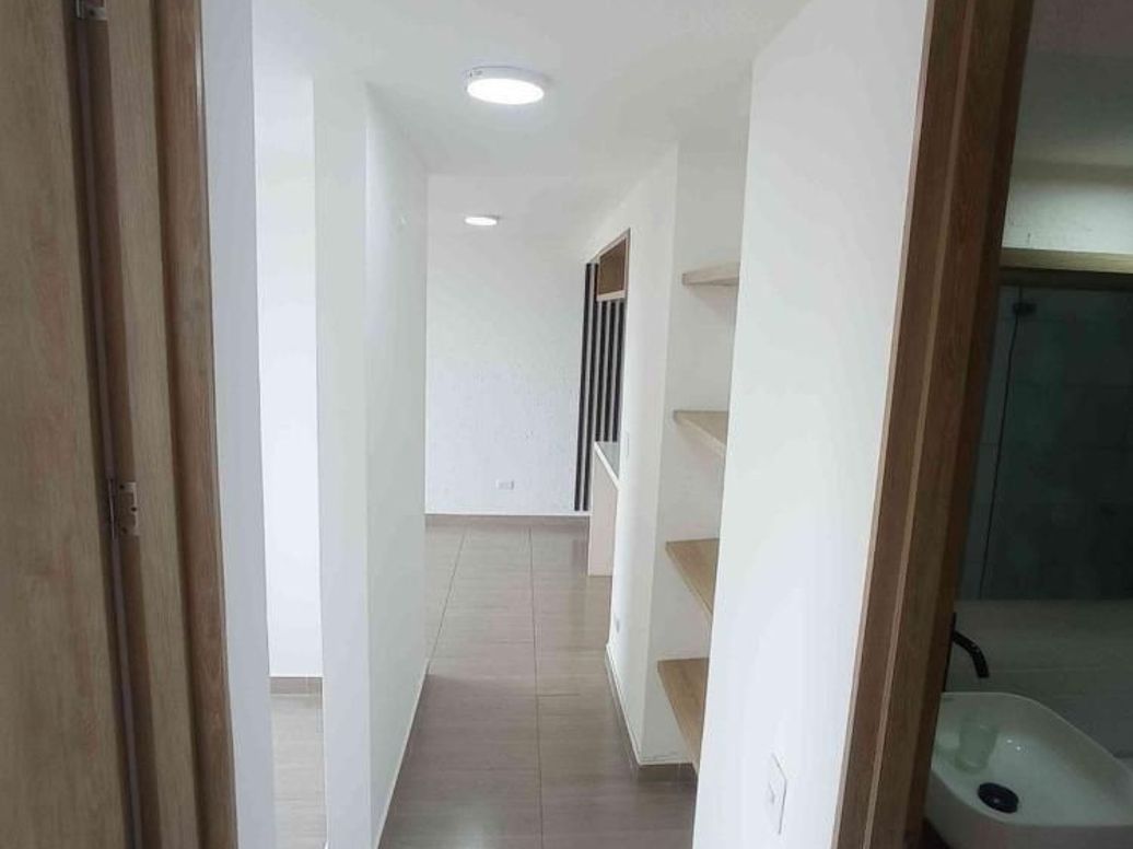 Apartamento de 3 alcobas en venta en Granjas Del Dorado, Bogotá, 47 m² · foto 10 de 20