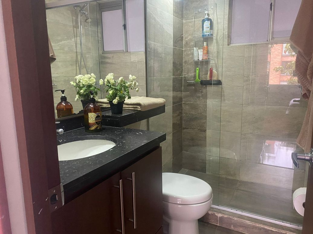 Apartamento de 3 alcobas en venta en Casa Blanca Suba, Bogotá, 86 m² · foto 13 de 16