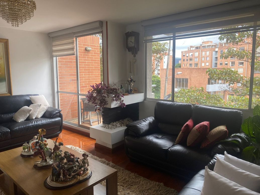 Apartamento de 3 alcobas en venta en Casa Blanca Suba, Bogotá, 86 m² · foto 4 de 16