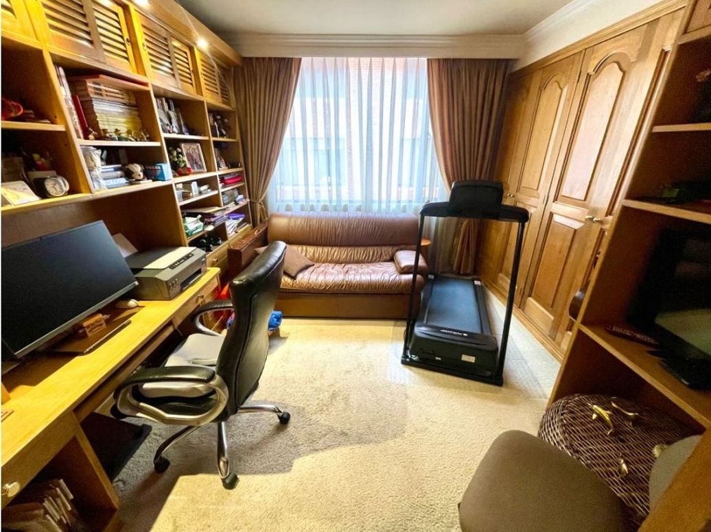 Apartamento de 3 alcobas en venta en Chico, Bogotá, 140 m² · foto 12 de 20