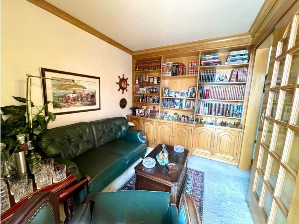 Apartamento de 3 alcobas en venta en Chico, Bogotá, 140 m² · foto 10 de 20