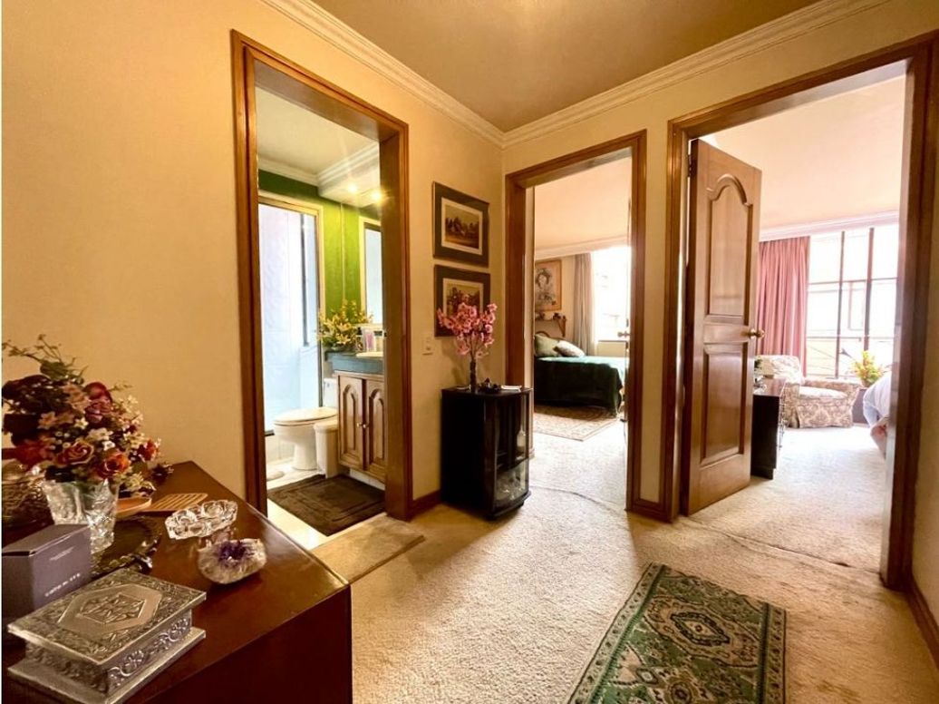 Apartamento de 3 alcobas en venta en Chico, Bogotá, 140 m² · foto 14 de 20