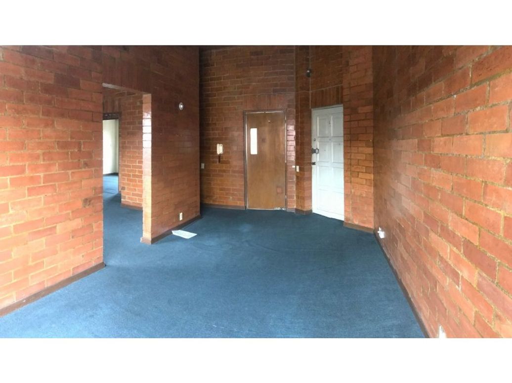 Apartamento de 2 alcobas en venta en Centro Fontibon, Bogotá, 69 m² · foto 3 de 14