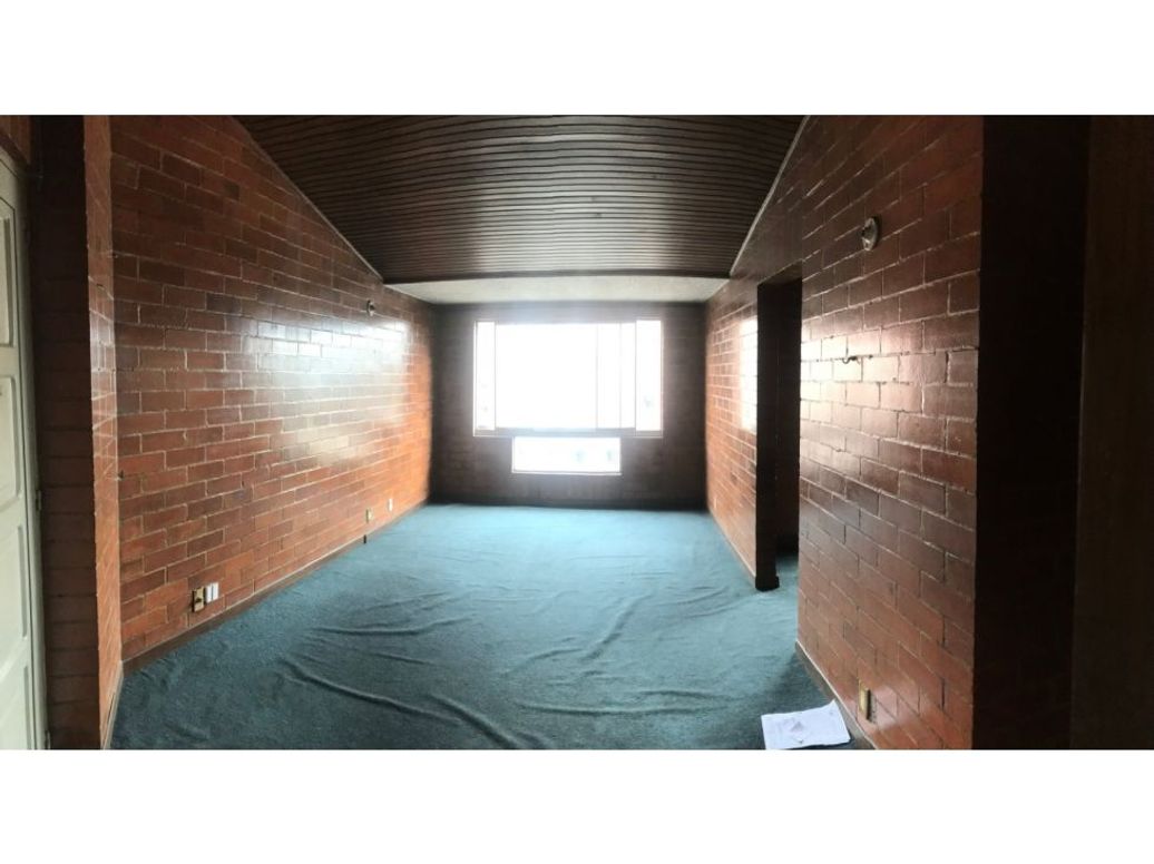 Apartamento de 2 alcobas en venta en Centro Fontibon, Bogotá, 69 m² · foto 2 de 14