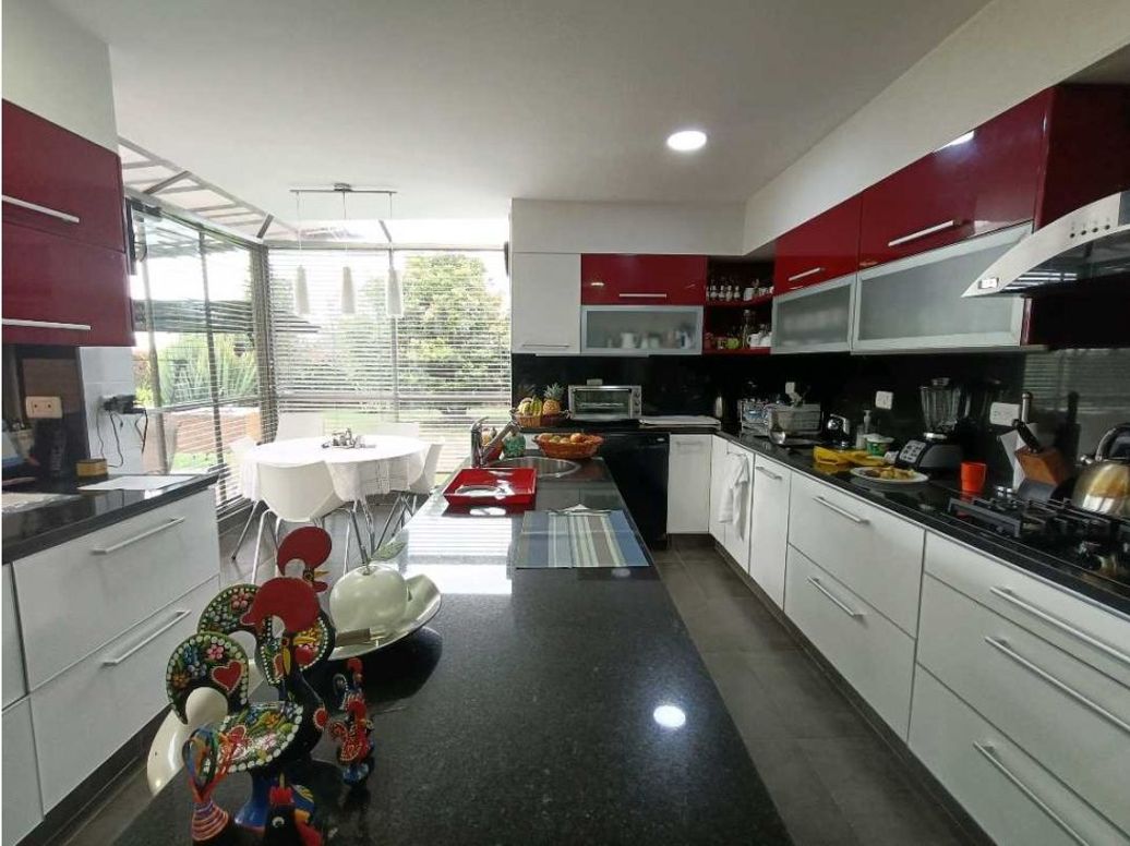 Casa de 4 alcobas en venta en San Simón, Bogotá, 437 m² · foto 19 de 20