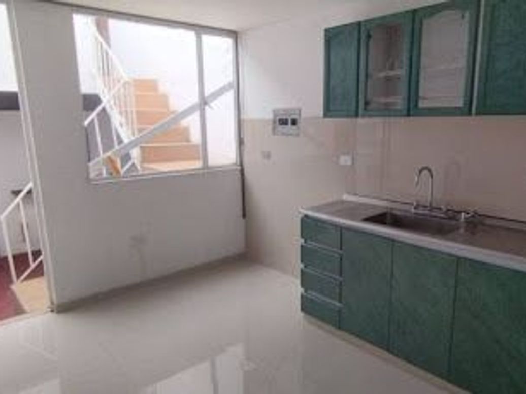 Casa de 4 alcobas en venta en Normandía, Bogotá, 270 m² · foto 5 de 20