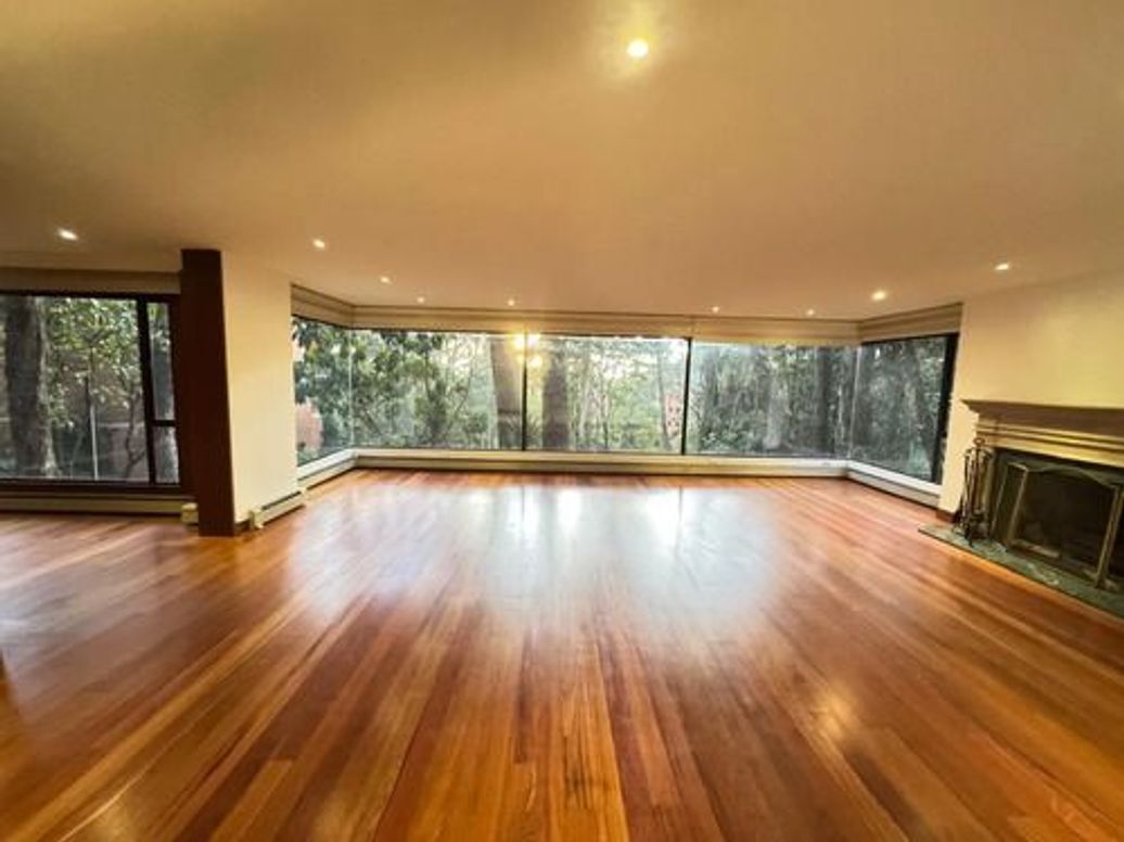 Apartamento de 5 alcobas en venta en Bellavista, Bogotá, 440 m² · foto 3 de 12