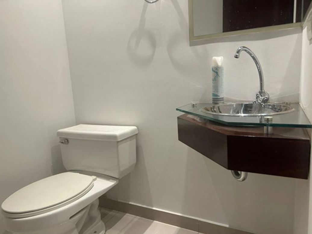 Apartamento de 3 alcobas en venta en Santa Barbara Occidental, Bogotá, 161 m² · foto 18 de 20