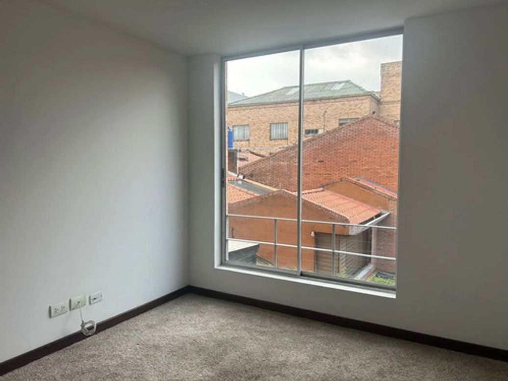 Apartamento de 3 alcobas en venta en Santa Barbara Occidental, Bogotá, 161 m² · foto 16 de 20
