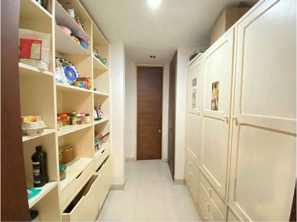 Apartamento de 4 alcobas en venta en Antiguo Country, Bogotá, 182 m² · foto 8 de 20