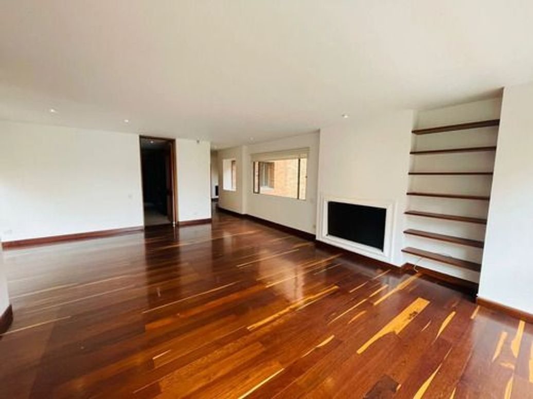 Apartamento de 3 alcobas en venta en Bellavista, Bogotá, 230 m² · foto 5 de 12