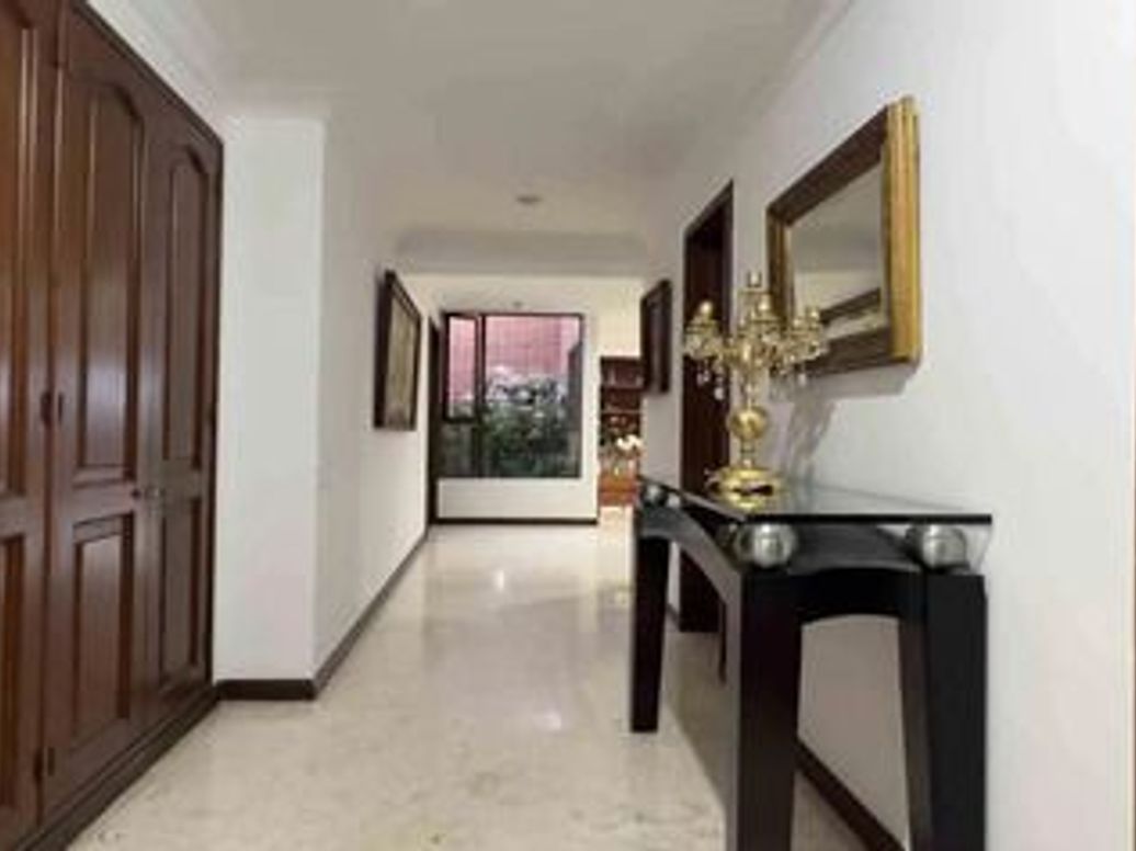 Apartamento de 3 alcobas en venta en Unicentro, Bogotá, 361 m² · foto 5 de 12