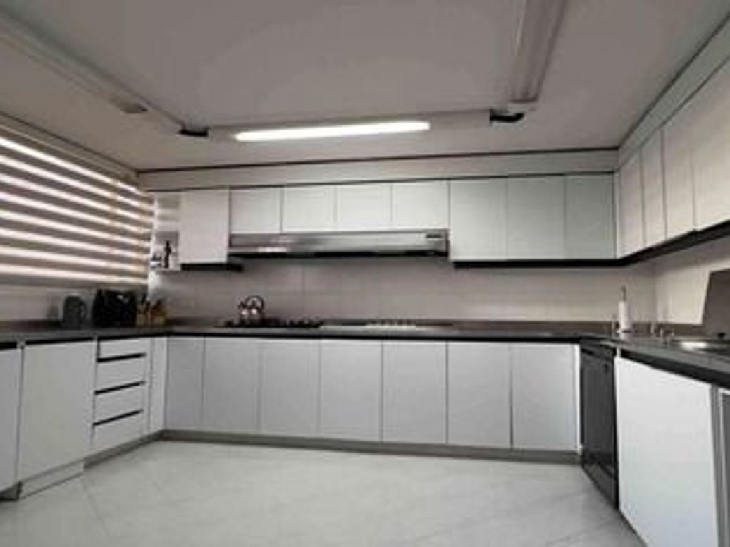 Apartamento de 3 alcobas en venta en Unicentro, Bogotá, 361 m² · foto 7 de 12