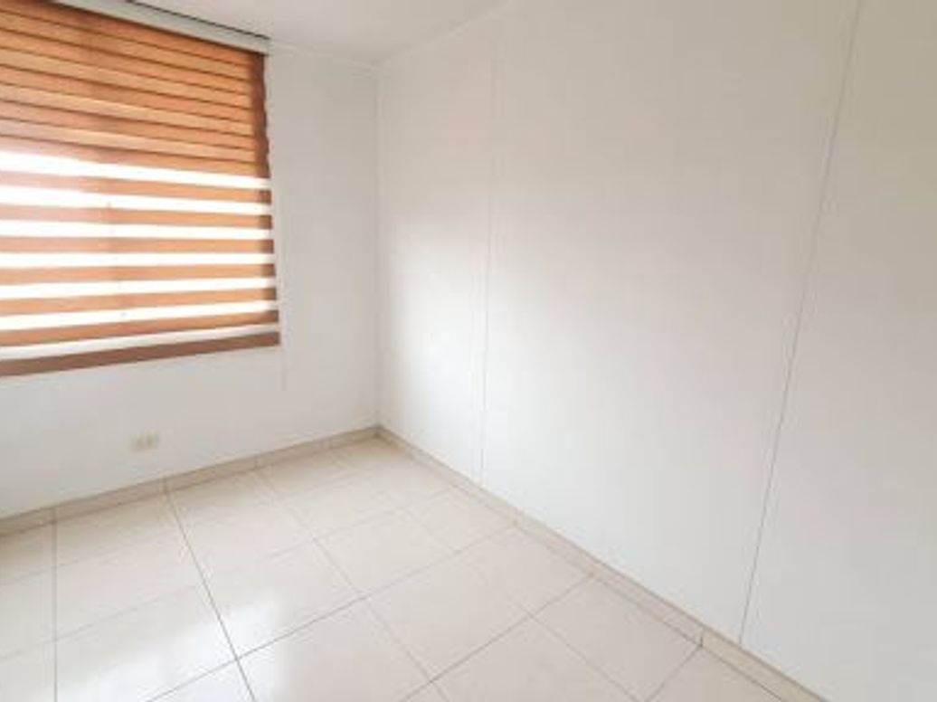 Apartamento de 3 alcobas en venta en El Porvenir, Bogotá, 51 m² · foto 10 de 18