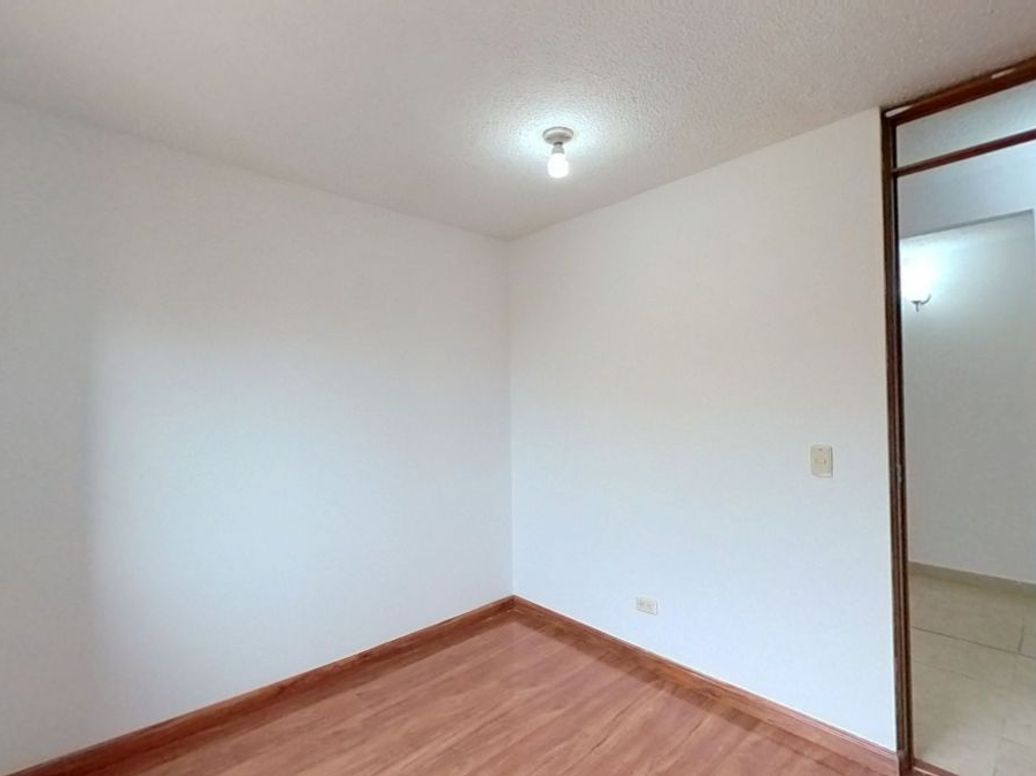 Apartamento de 3 alcobas en venta en Ub. La Gran Granada, Bogotá, 70 m² · foto 16 de 20