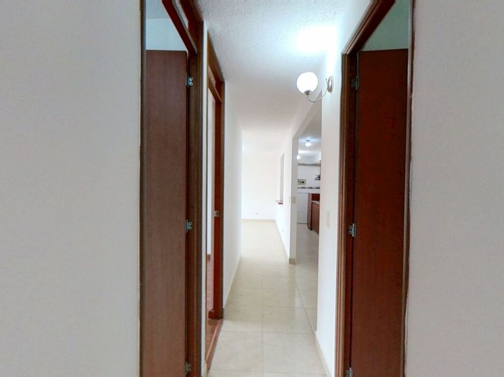 Apartamento de 3 alcobas en venta en Ub. La Gran Granada, Bogotá, 70 m² · foto 10 de 20