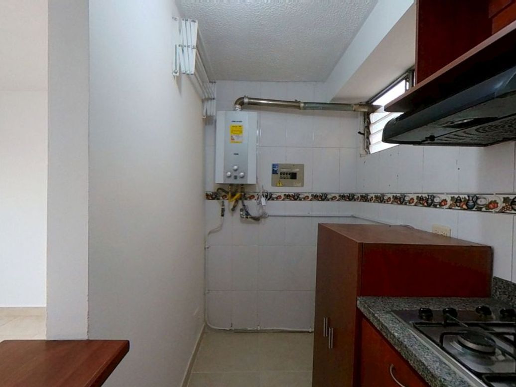 Apartamento de 3 alcobas en venta en Ub. La Gran Granada, Bogotá, 70 m² · foto 3 de 20