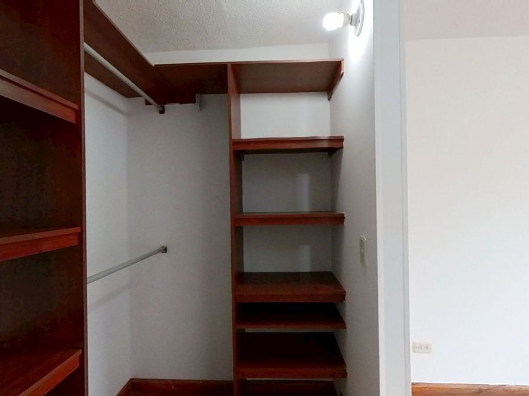 Apartamento de 3 alcobas en venta en Ub. La Gran Granada, Bogotá, 70 m² · foto 13 de 20
