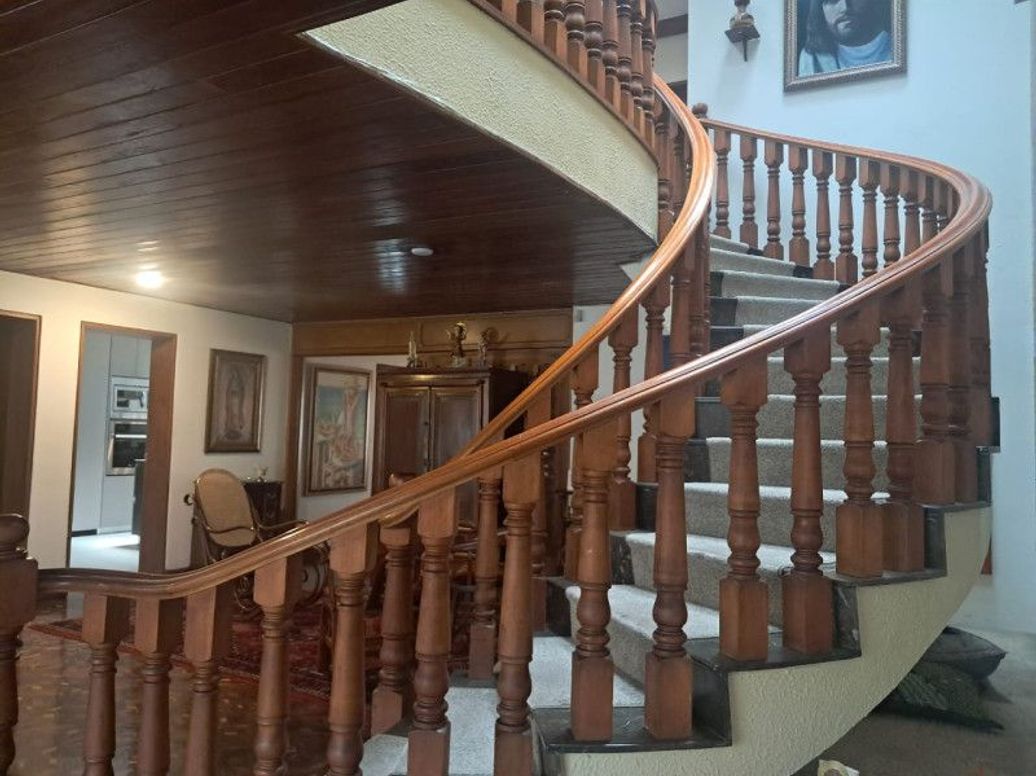 Casa de 3 alcobas en venta en Santa Barbara Occidental, Bogotá, 408 m² · foto 16 de 16