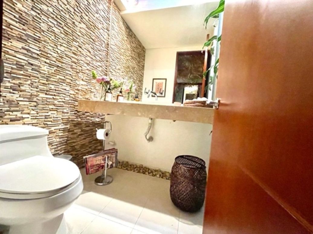 Casa de 5 alcobas en venta en Santa Barbara Alta, Bogotá, 334 m² · foto 10 de 20