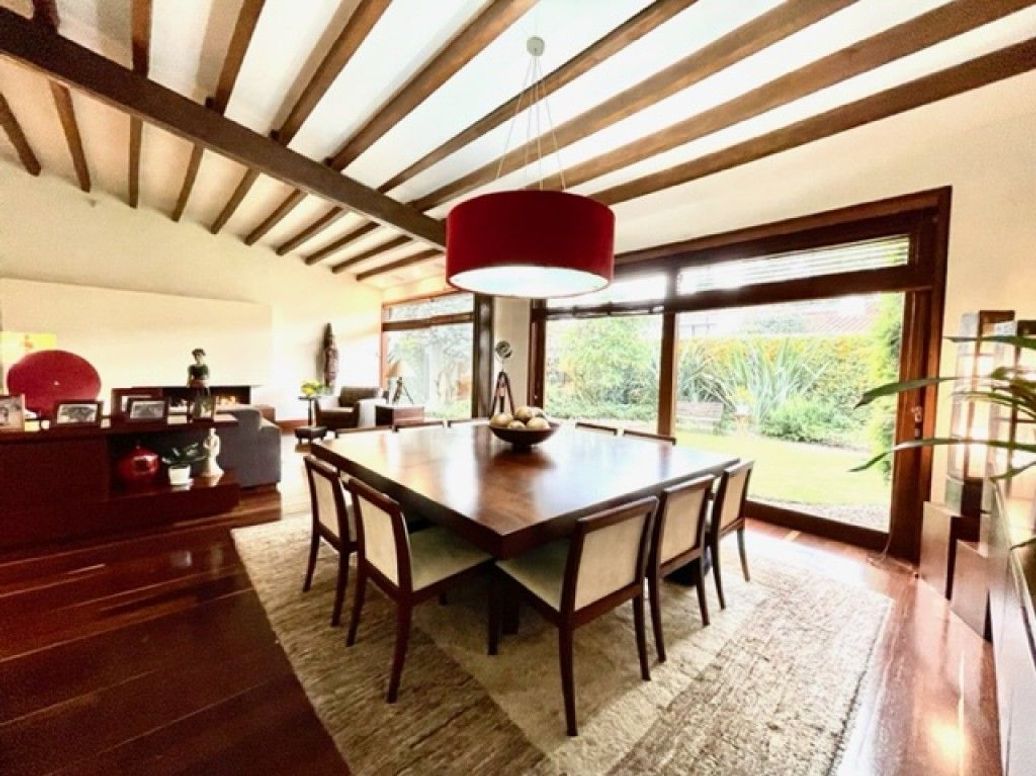 Casa de 5 alcobas en venta en Santa Barbara Alta, Bogotá, 334 m² · foto 4 de 20