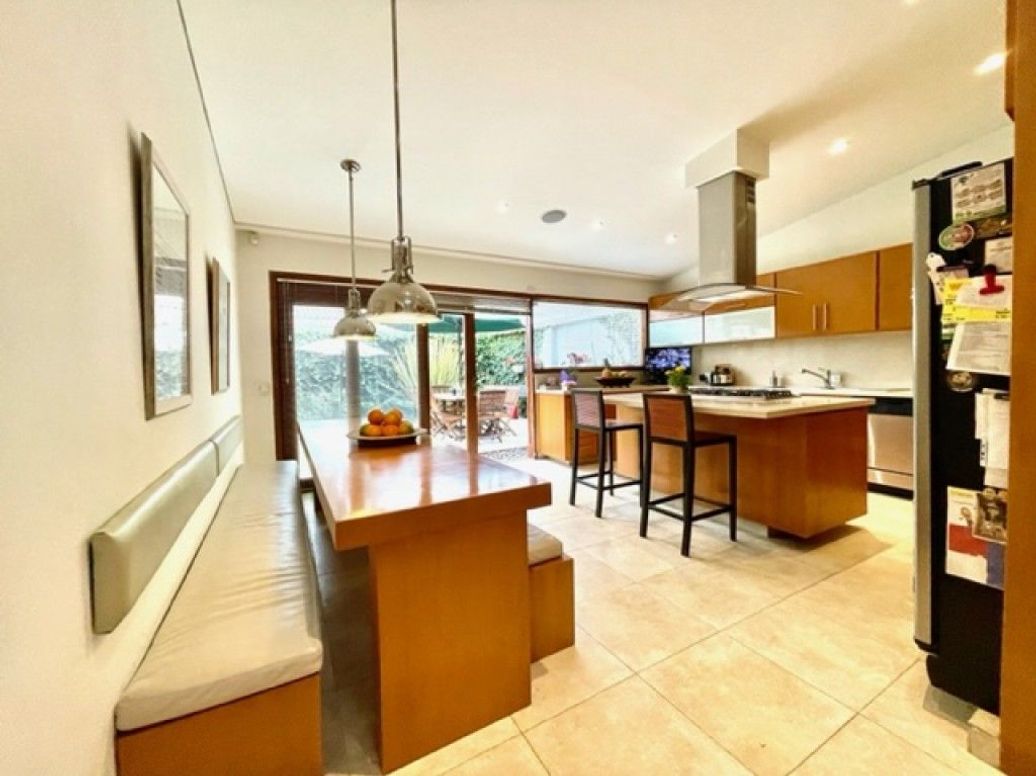 Casa de 5 alcobas en venta en Santa Barbara Alta, Bogotá, 334 m² · foto 15 de 20