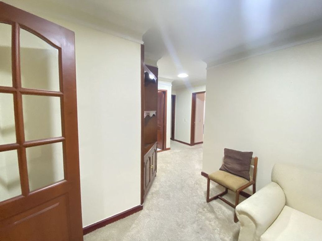Apartamento de 3 alcobas en venta en A.S.D., Bogotá, 203 m² · foto 9 de 18