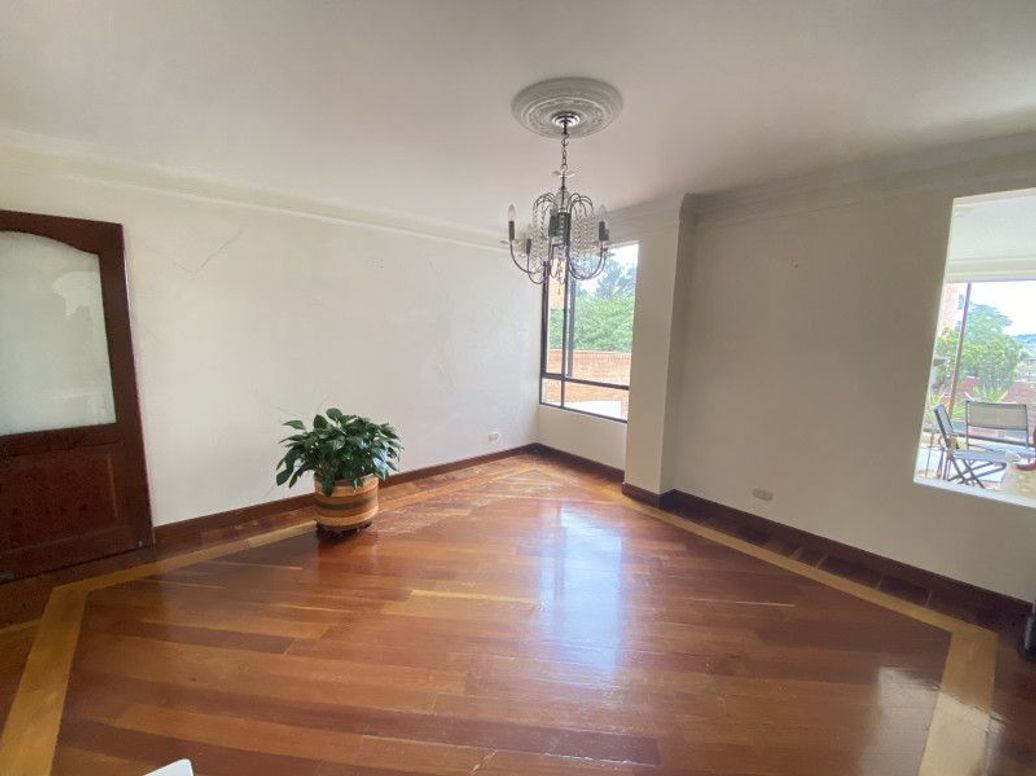 Apartamento de 3 alcobas en venta en A.S.D., Bogotá, 203 m² · foto 8 de 18