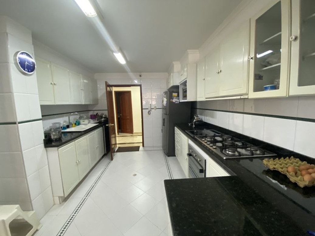 Apartamento de 3 alcobas en venta en A.S.D., Bogotá, 203 m² · foto 14 de 18