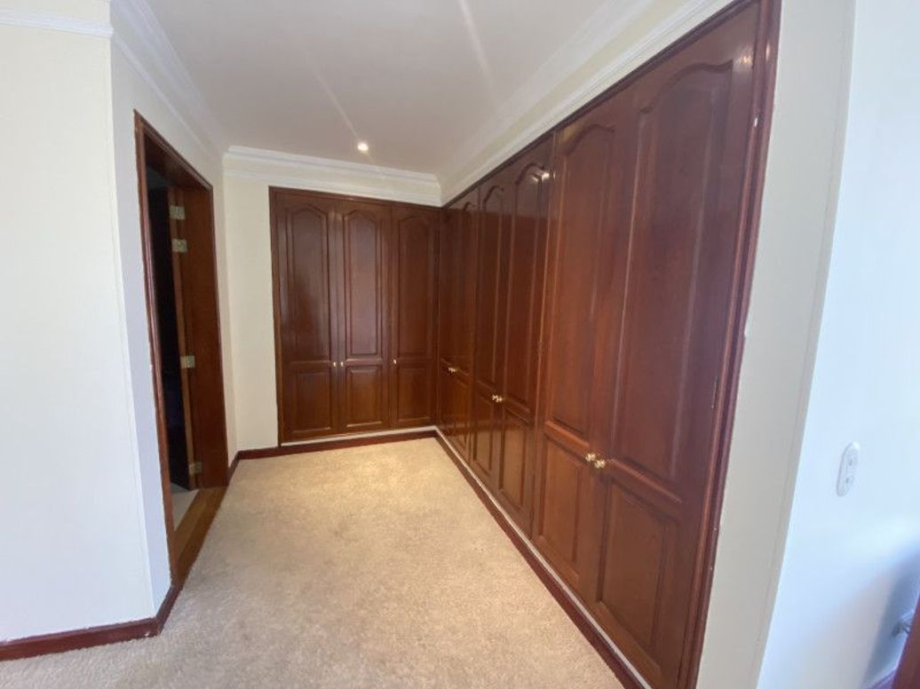 Apartamento de 3 alcobas en venta en A.S.D., Bogotá, 203 m² · foto 7 de 18