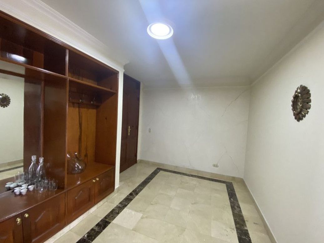 Apartamento de 3 alcobas en venta en A.S.D., Bogotá, 203 m² · foto 10 de 18