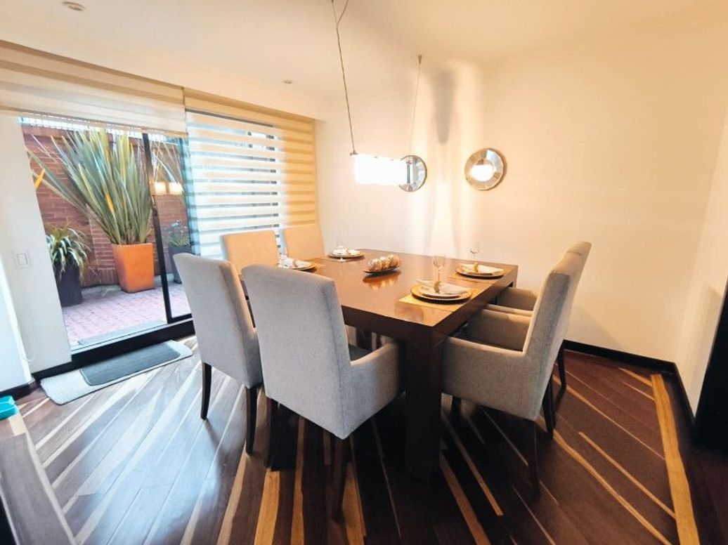 Apartamento de 3 alcobas en venta en Santa Bibiana, Bogotá, 165 m² · foto 3 de 20