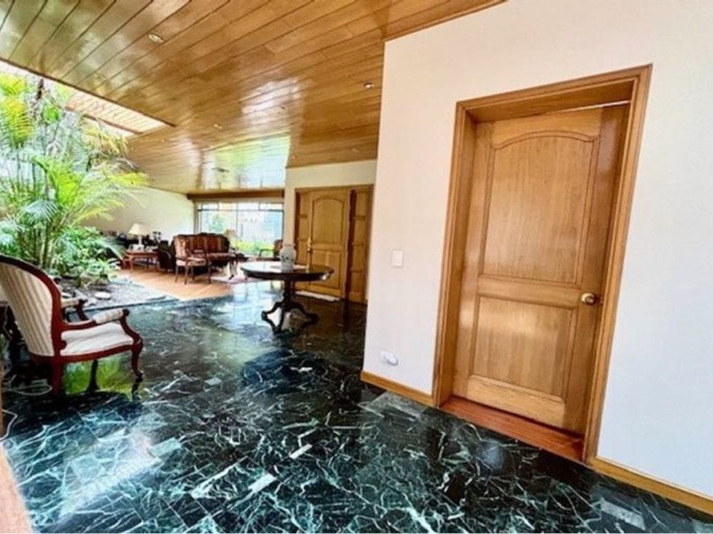 Casa de 5 alcobas en venta en Chico Norte Et. Iii, Bogotá, 798 m² · foto 13 de 20