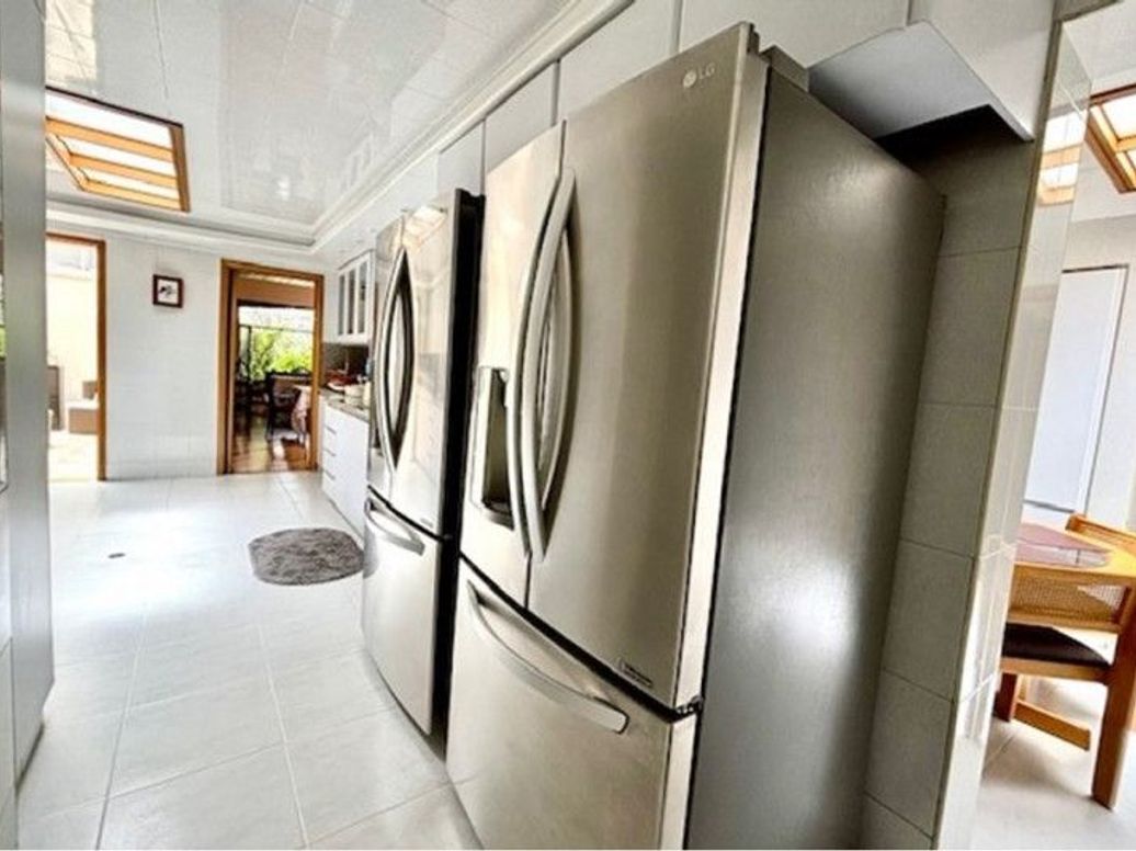 Casa de 5 alcobas en venta en Chico Norte Et. Iii, Bogotá, 798 m² · foto 18 de 20