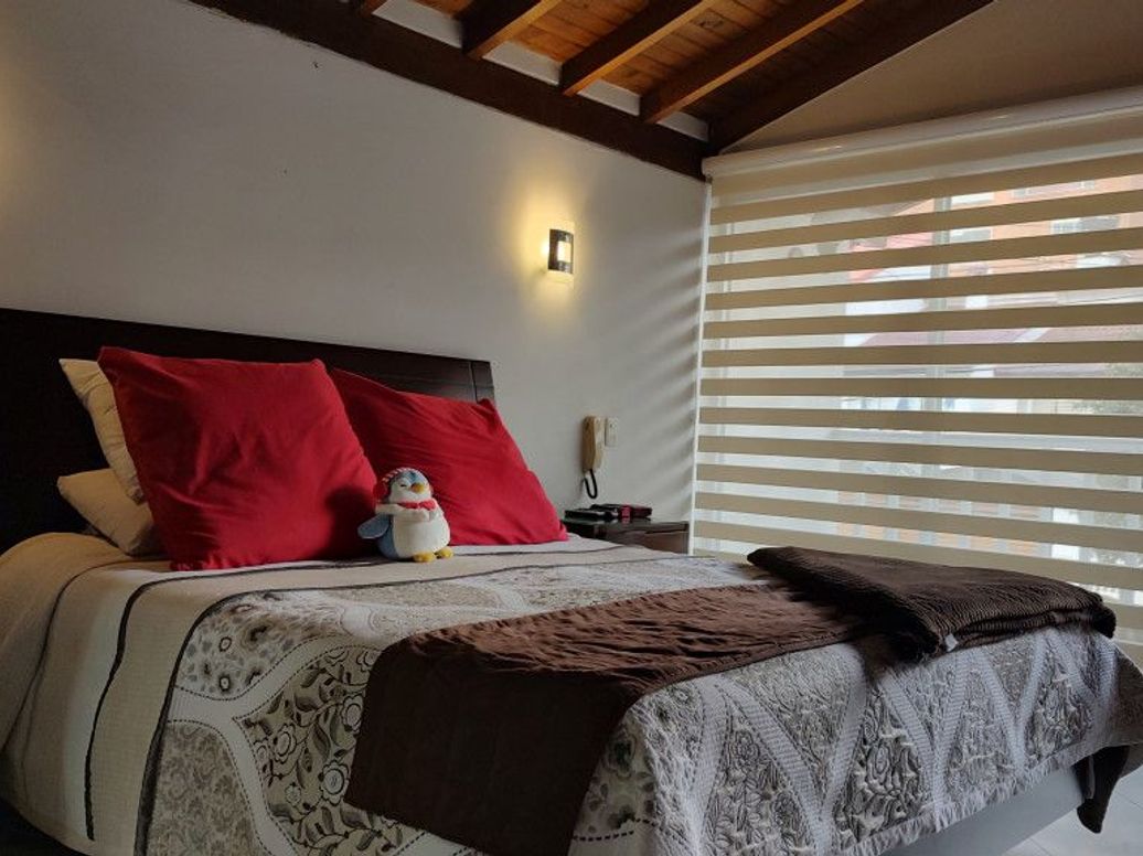 Casa de 4 alcobas en venta en Cedro Salazar, Bogotá, 219 m² · foto 18 de 20